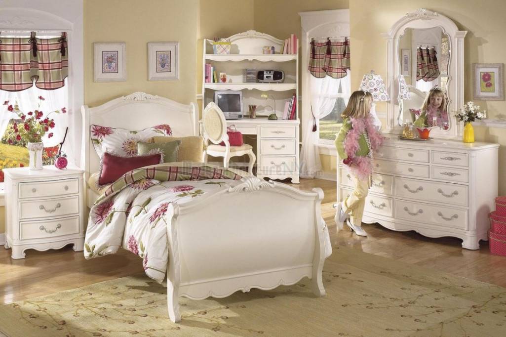 pink girls  bedroom set