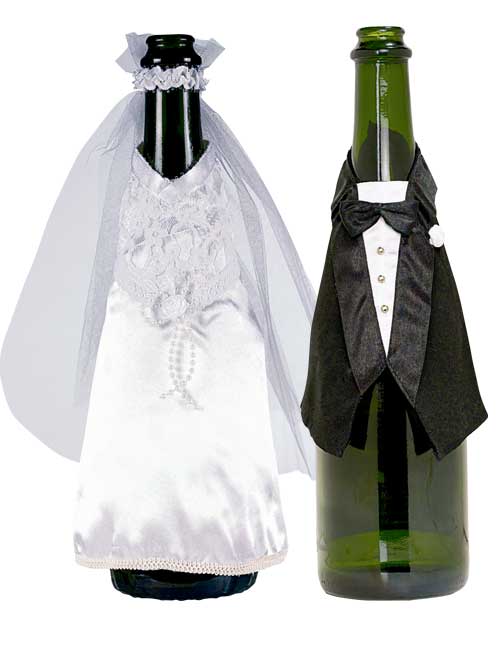 Cute-Wedding-Bottle-Decorations1