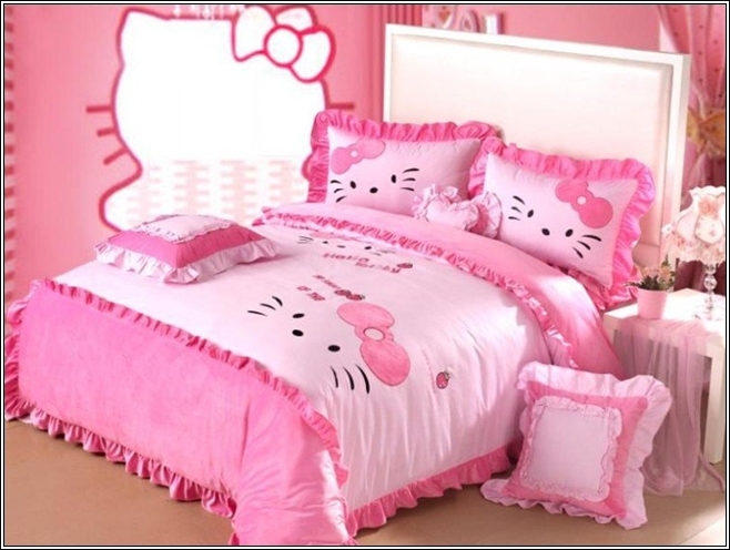 Turn Your Little Girl's Room to a Hello Kitty World!