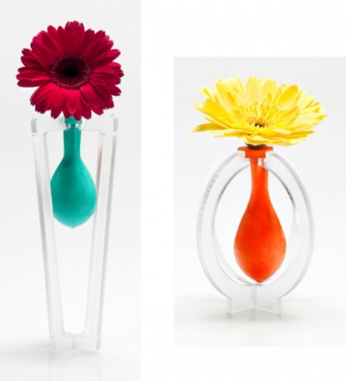 diy-latex-baloon-vases-3-500x550