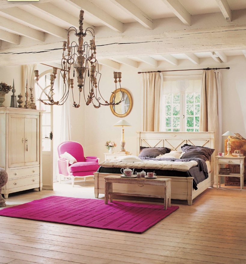 Adorable Pink Rug Design for Country Bedroom