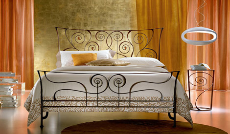 Contemporary wrought iron bed design