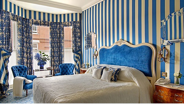 Splendid Blue Striped Walls