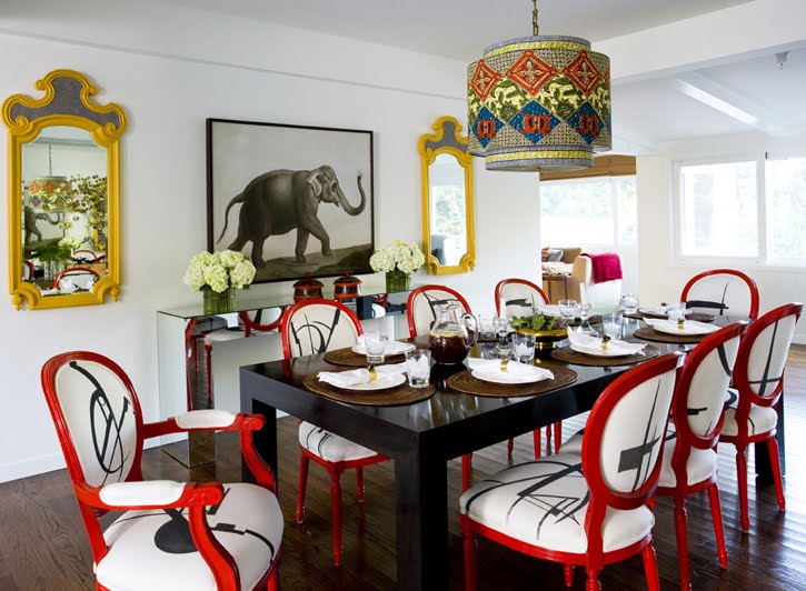 4.Daring Eclectic Dining Room