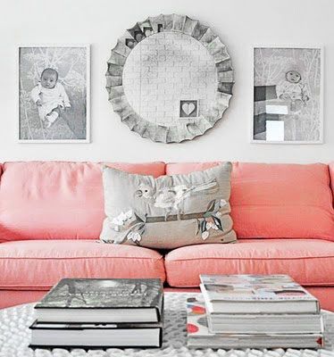 6.Adorable Living Room with Pink Sofa