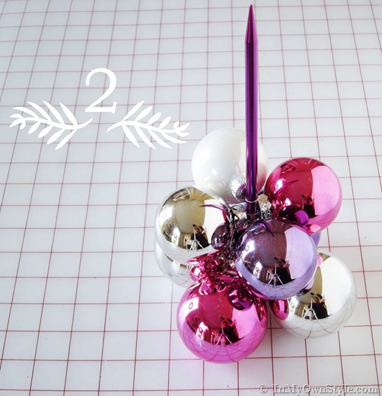 How-to-make-a-knitting-needle-ornament-tree-in-3-easy-steps_thumb