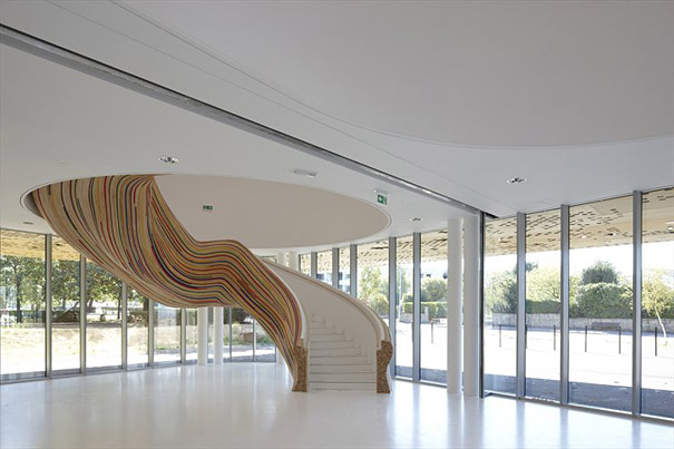 10 insanely creative staircase designs