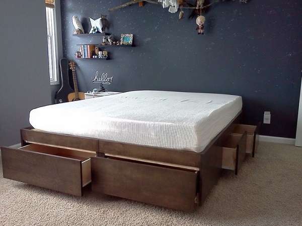 Platform Bed with Drawers