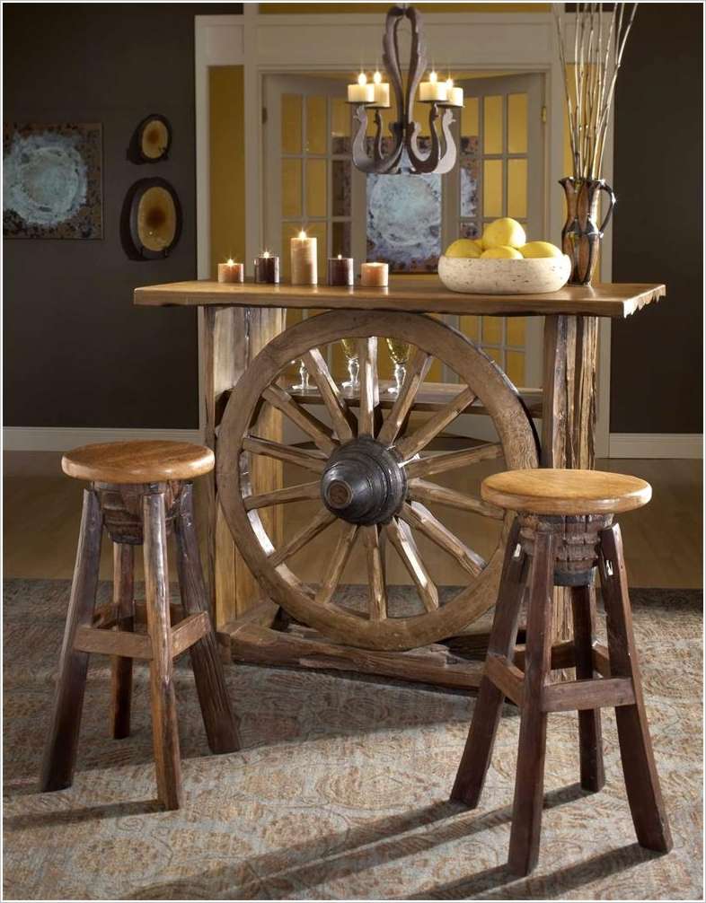 10 Amazing Ideas to Decorate Your Home with Wagon Wheels