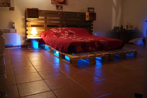 Iluminated Pallet Bed
