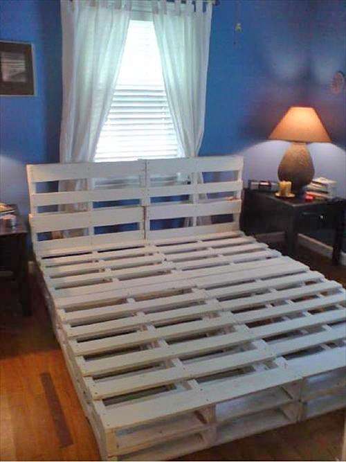 a bed-frame from pallets.