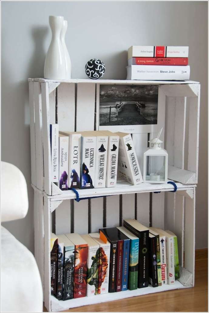 10 Amazing Bookcase Ideas From Recycled Materials