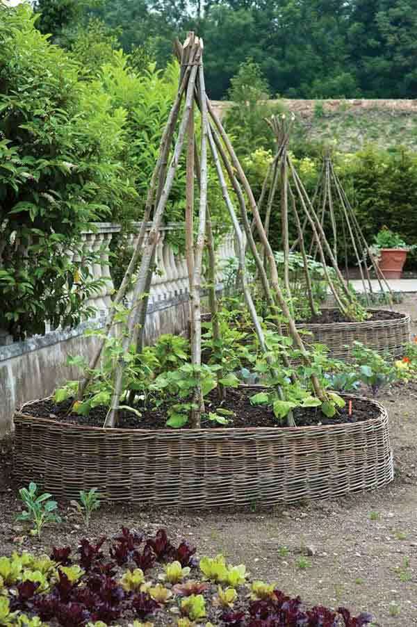 woven raised bed garden
