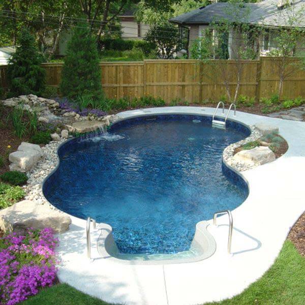 Small-Backyard-Pool-Woohome-15