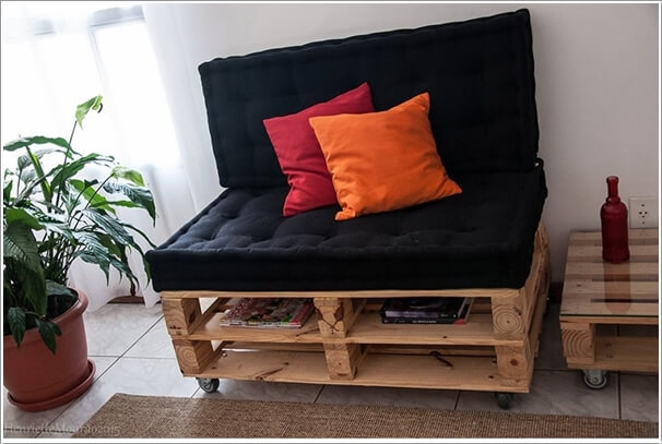 Make Furniture for Your Living Room with Pallets 1