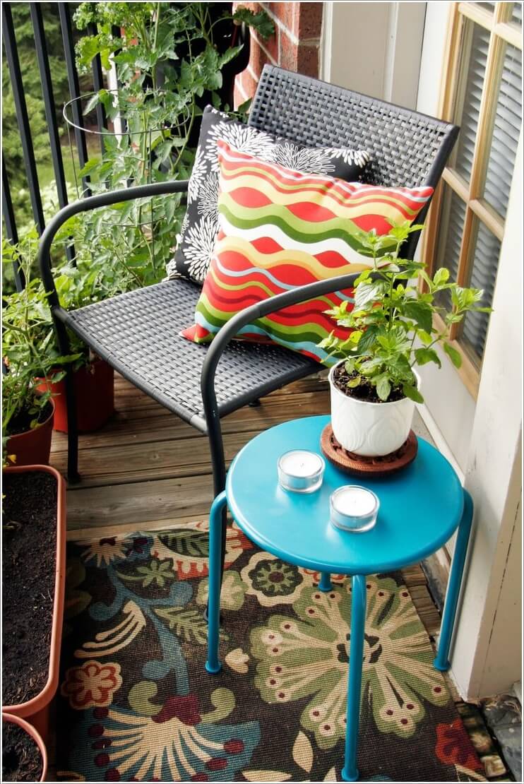 Add Spice to Your Balcony with a Cool Table 5