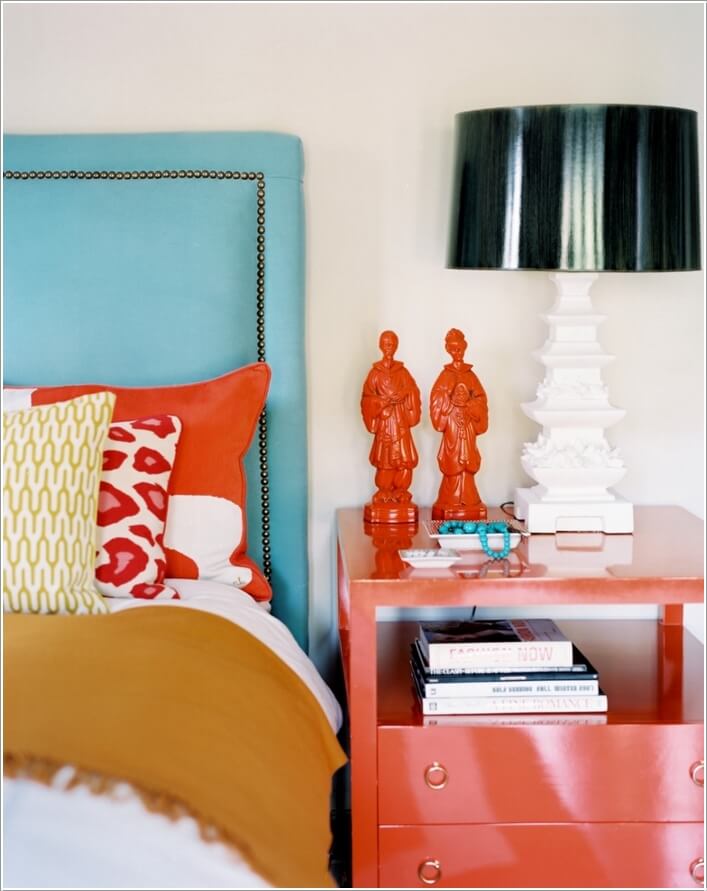 10 Creative Ways to Style Your Nightstand 4