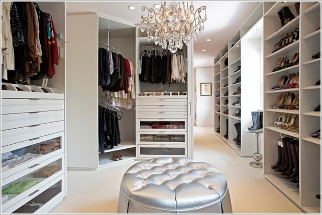 10 Cool Seating Ideas for Your Walk-In Closet 4