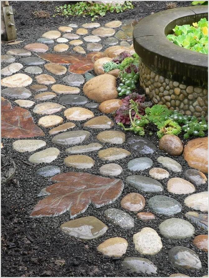 10 Cool Garden Walkway and Stepping Stones Combos 8