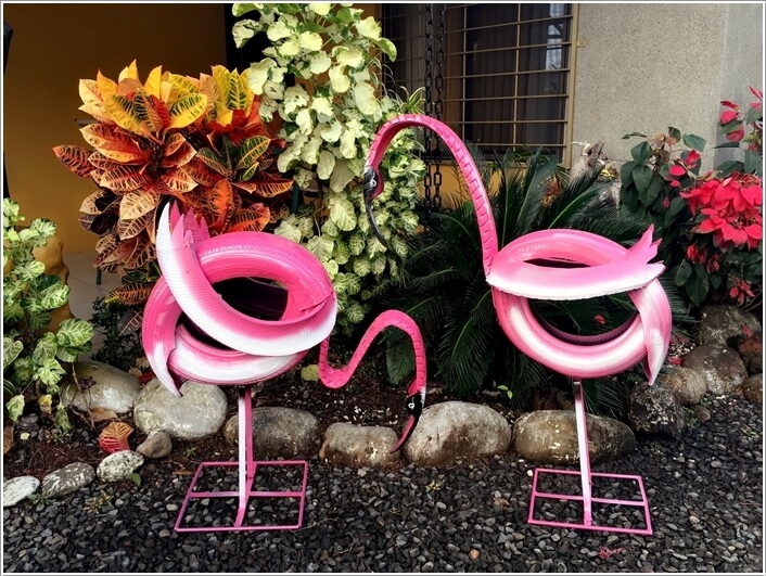10 Colorful Garden Crafts to Make from Old Tires 9