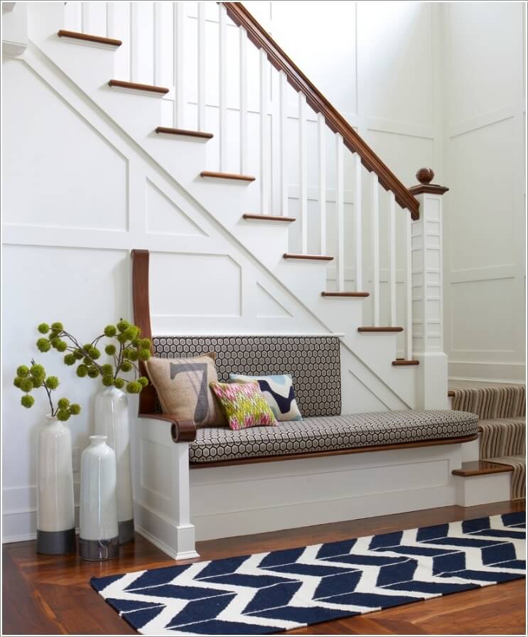 10 Chic Seating Options for Creating a Welcoming Entryway 1