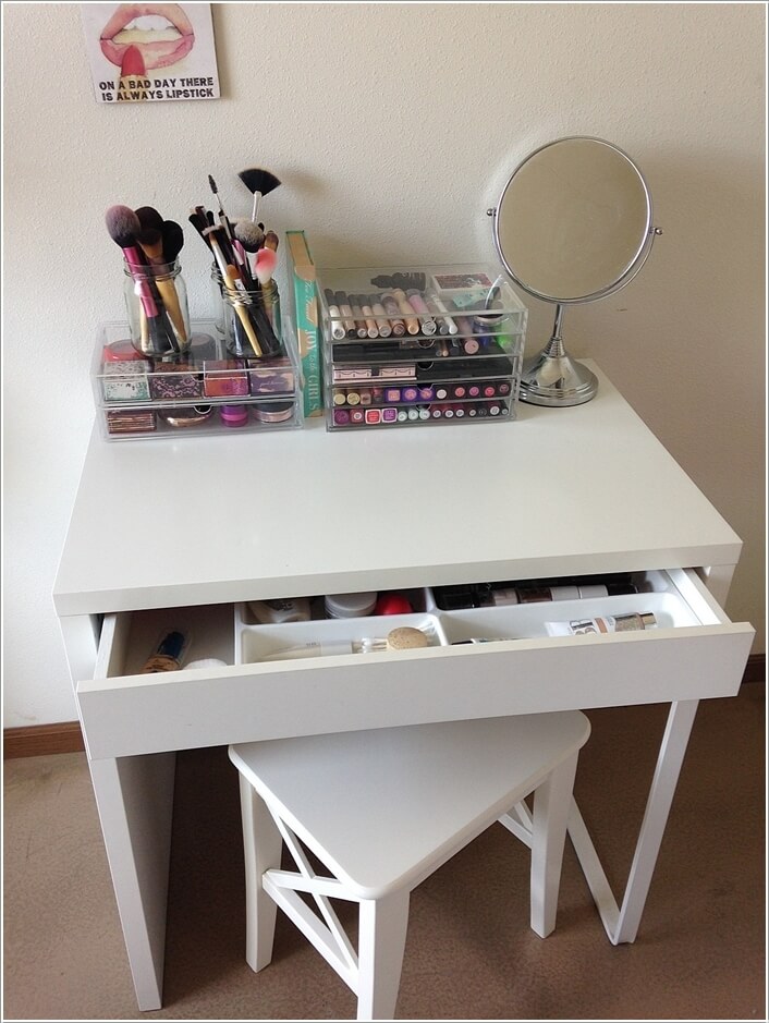 10 Cool DIY Makeup Vanity Table Ideas 10