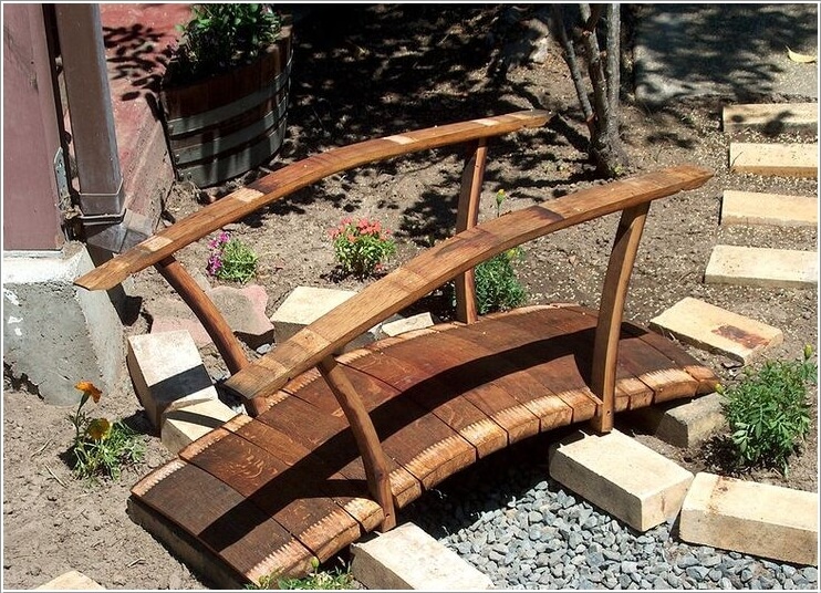 10-amazing-wine-barrel-projects-for-your-garden-7