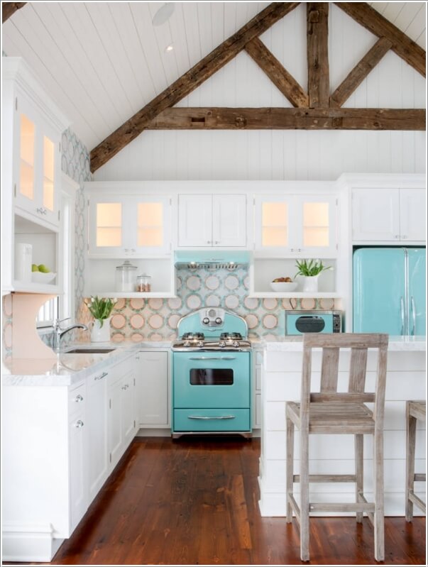 10-features-that-look-amazing-in-a-white-kitchen-4