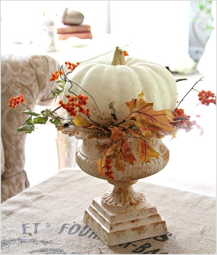 10-creative-ways-to-craft-pumpkin-centerpieces-this-fall-8