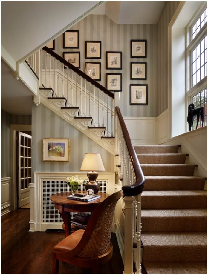 10-artistic-ways-to-decorate-your-staircase-area-2