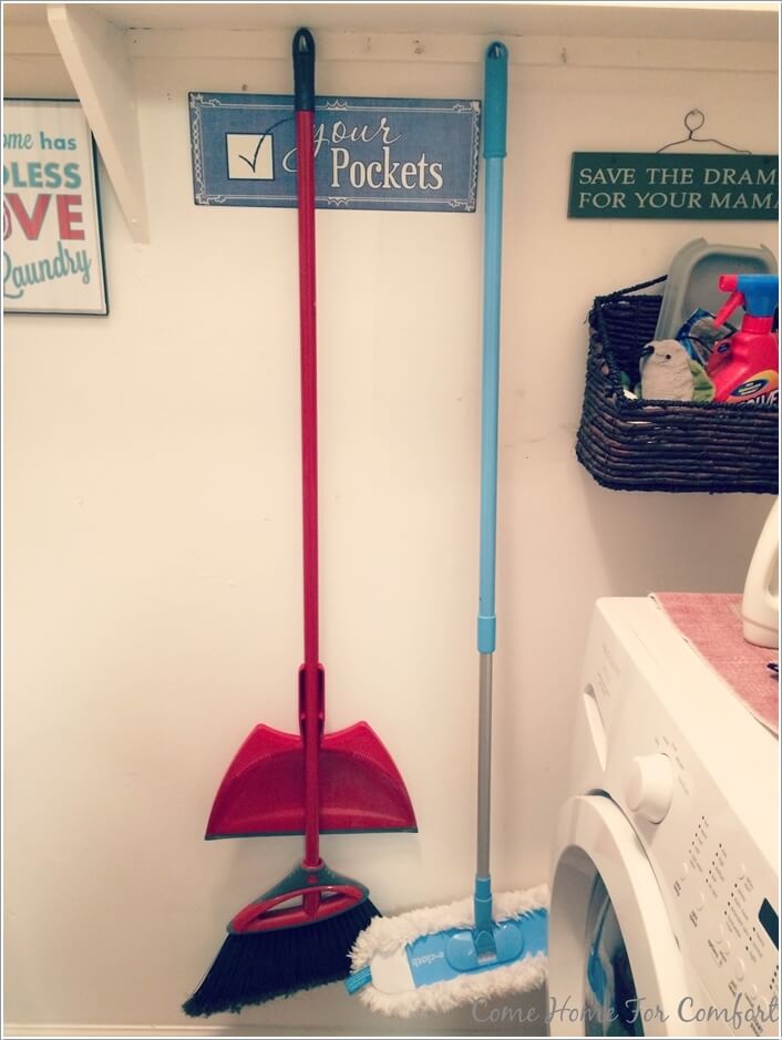 15 Clever Ways to Organize with Hooks 10