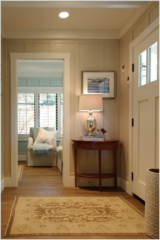 Design Your Entryway Wall in a Unique Way