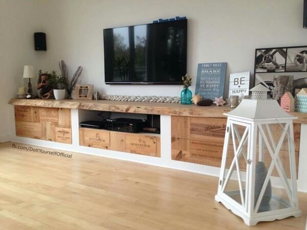 Look At These Incredible Wooden Crate Furniture Ideas