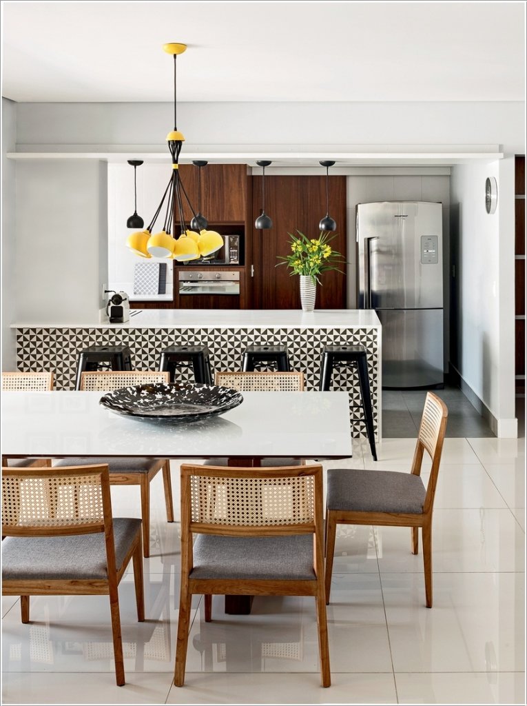  Black and White Kitchen