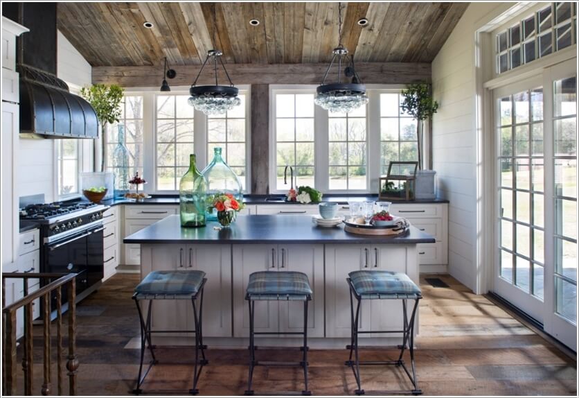  Black and White Kitchen