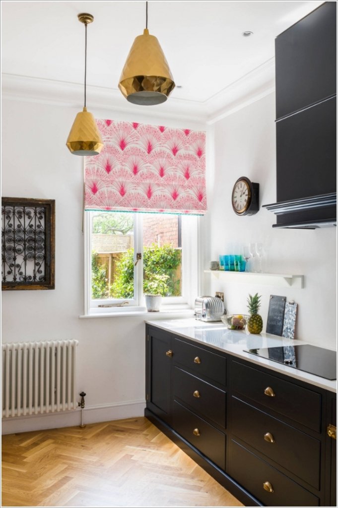  Black and White Kitchen