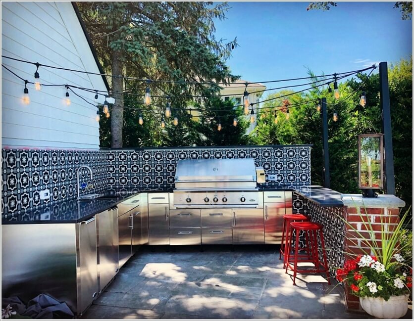 Outdoor Kitchen 