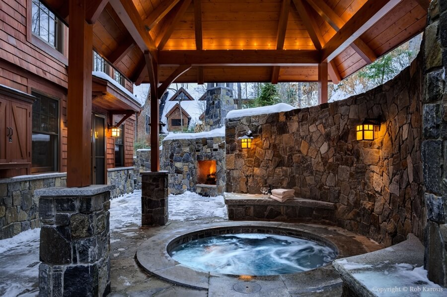 Outdoor Hot Tub