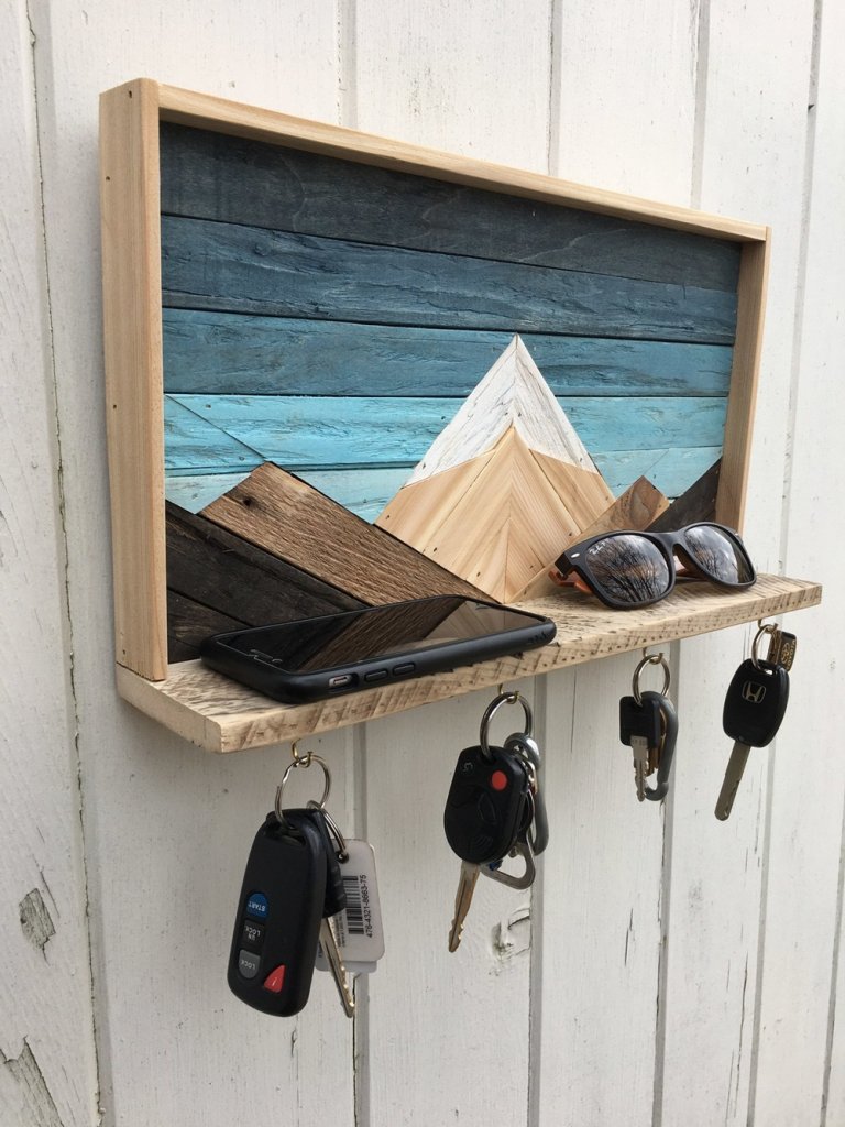 Entryway Projects with Reclaimed Wood