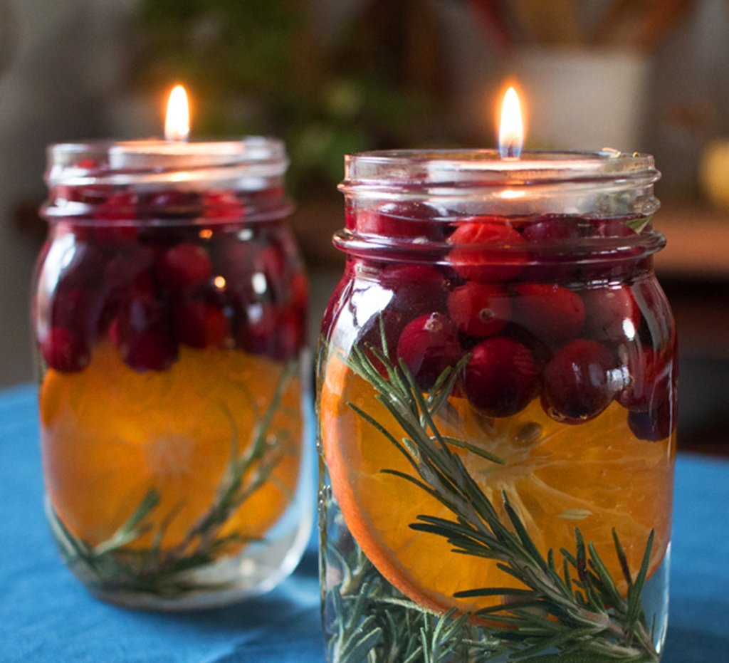 Christmas Decor Ideas with Berries