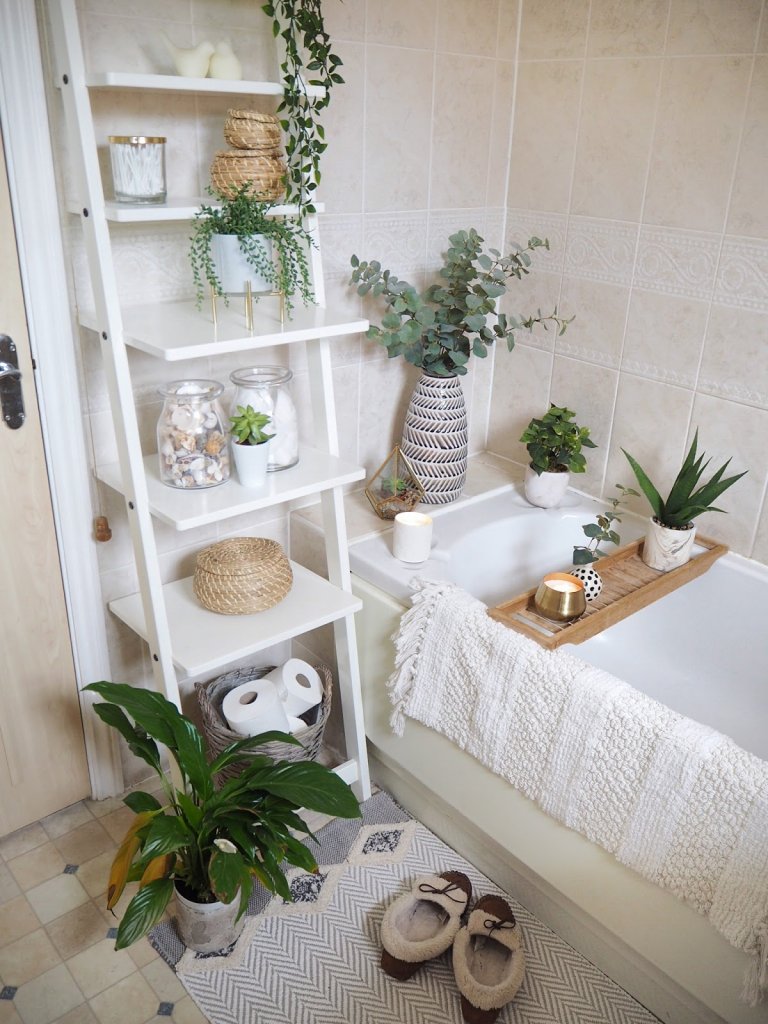 Bathtub Storage Ideas