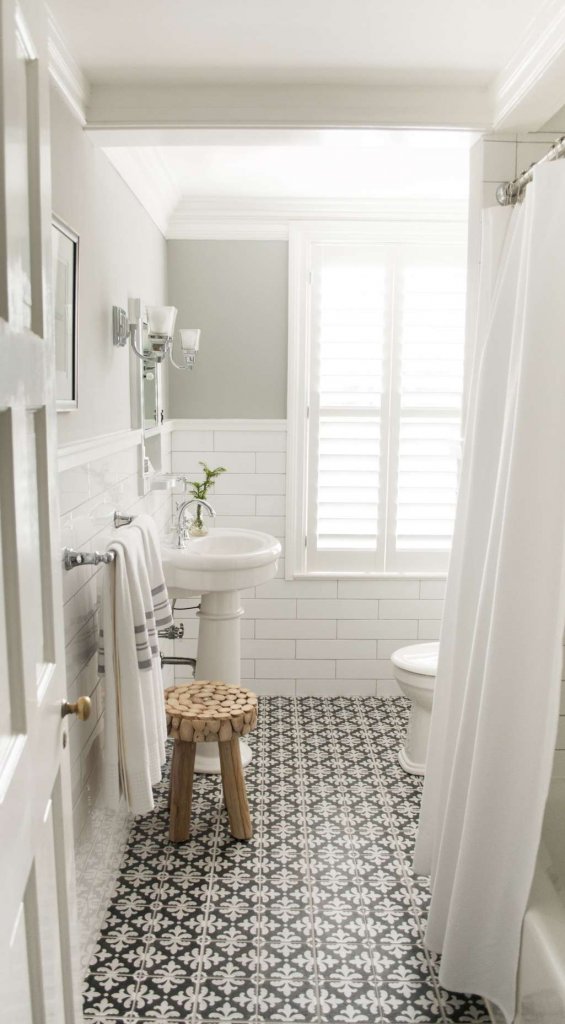 White Bathroom Ideas