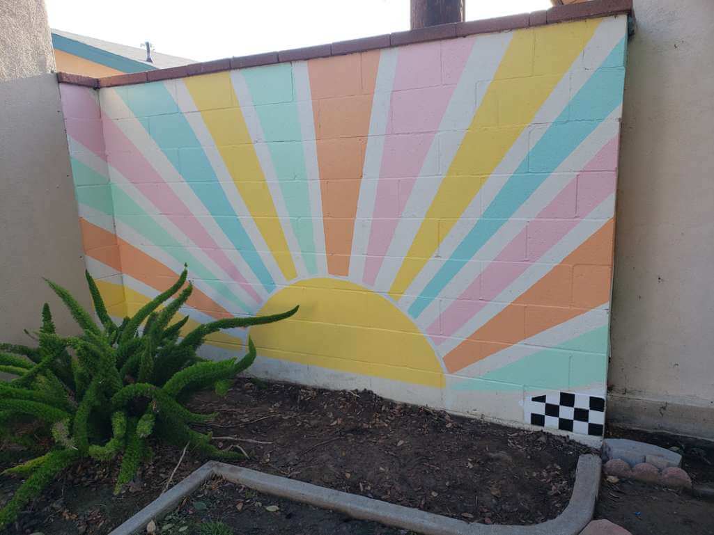 DIY Outdoor Wall Mural Ideas