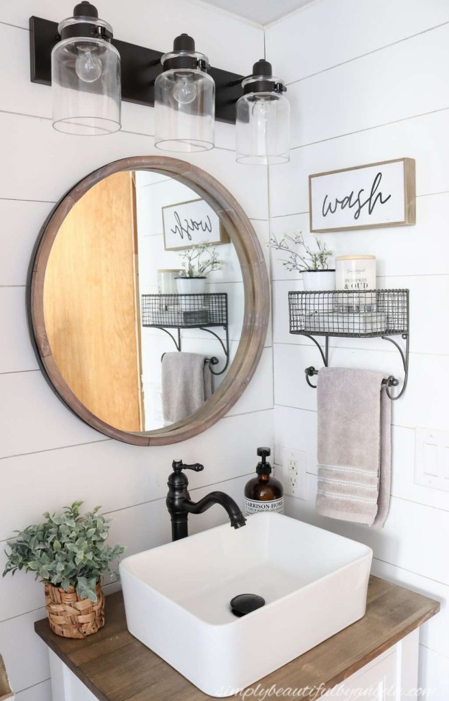 Vintage Bathroom Decor Ideas