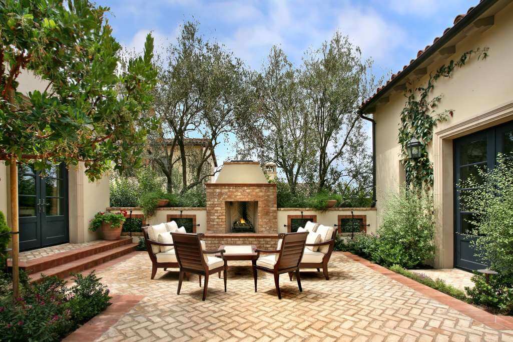 Courtyard Patio Ideas