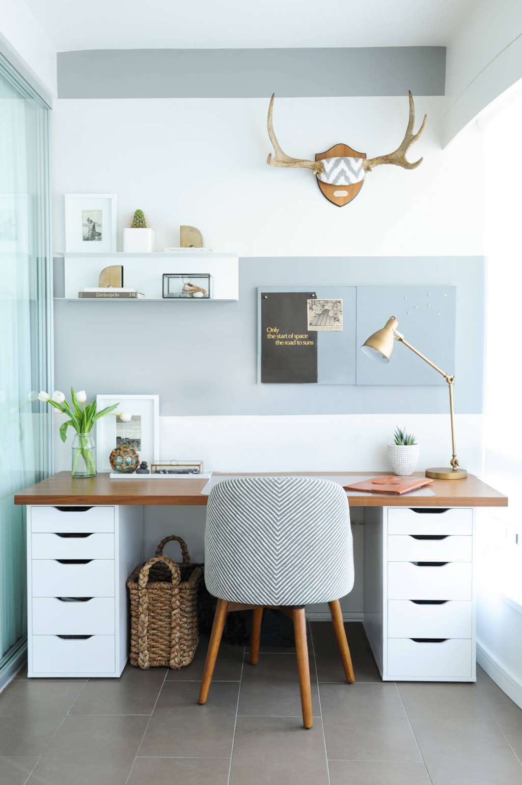 Home Office Desk Space Decor Ideas