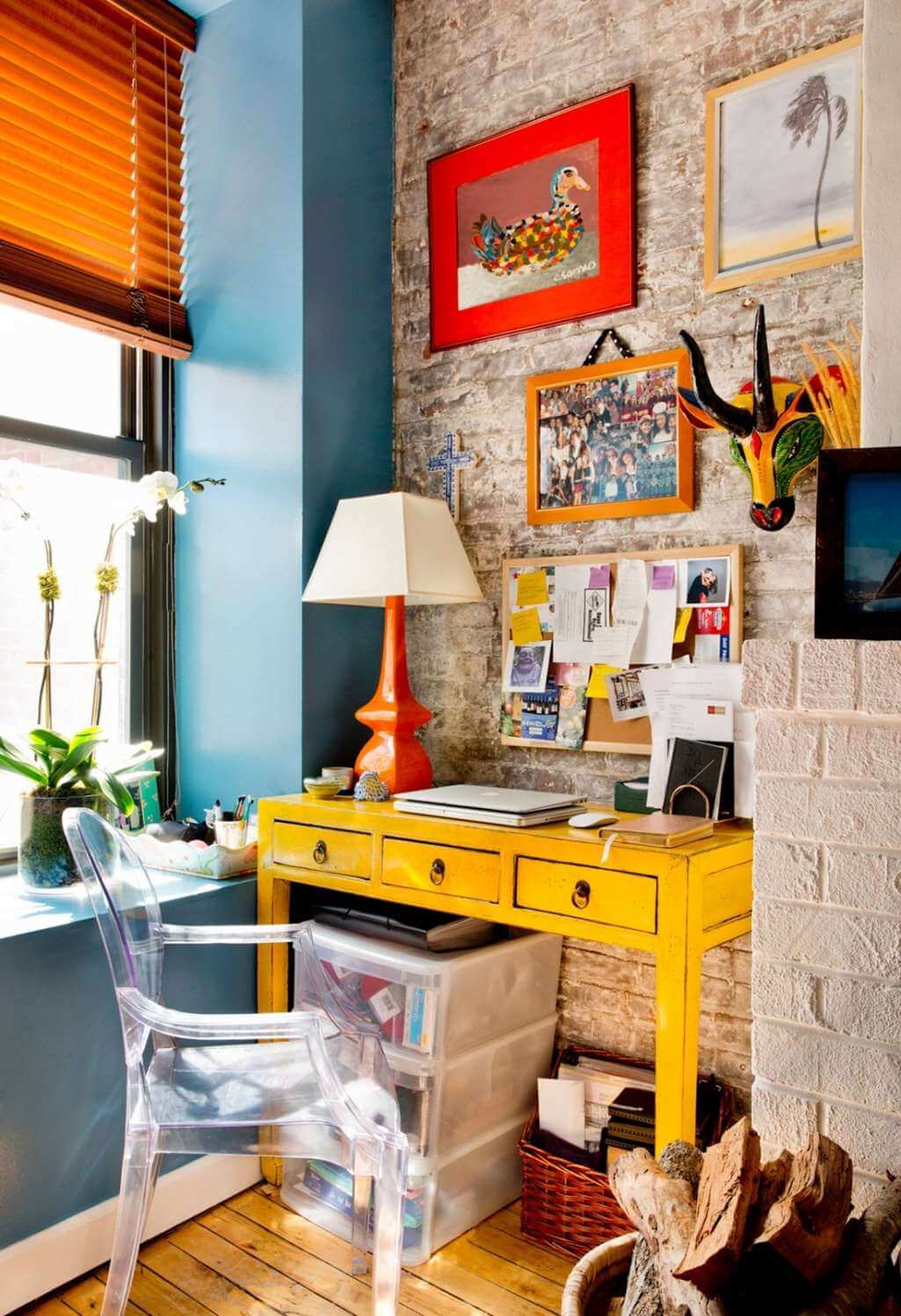 Home Office Desk Space Decor Ideas