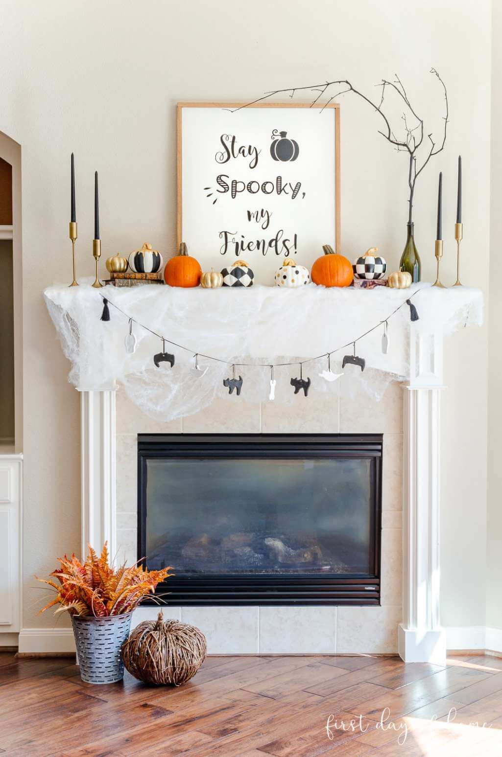 Halloween Mantel Decor 