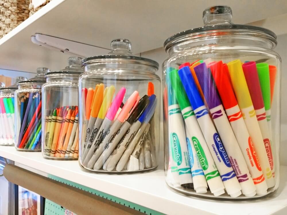 ไอเดียการจัดระเบียบปากกา ดินสอ และปากกามาร์คเกอร์