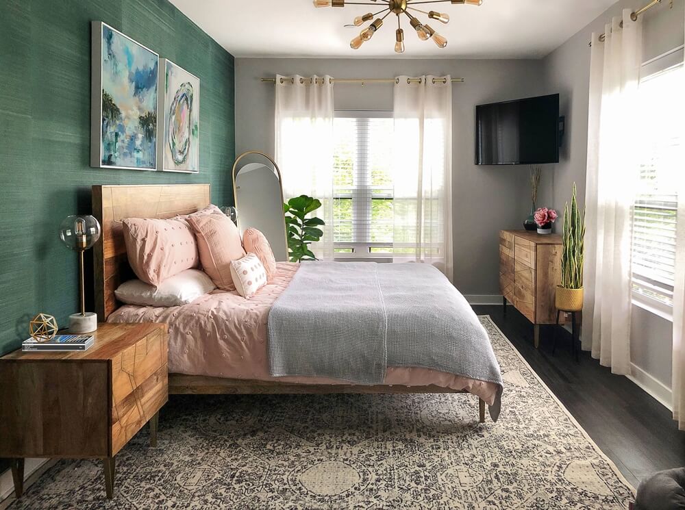 small guest bedroom